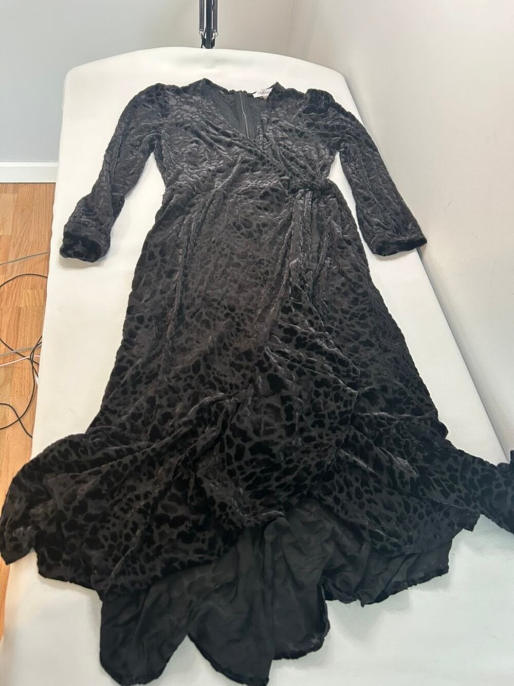 Calvin Klein Womens 4 Black Leopard Burnout Velvet Faux Wrap Midi Dress Party